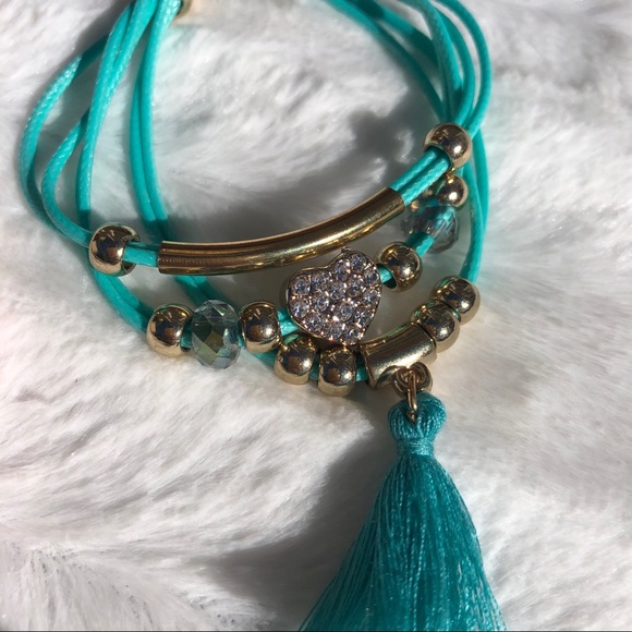 Beautiful teal banded bracelet with jeweled heart - Picture 10 of 11